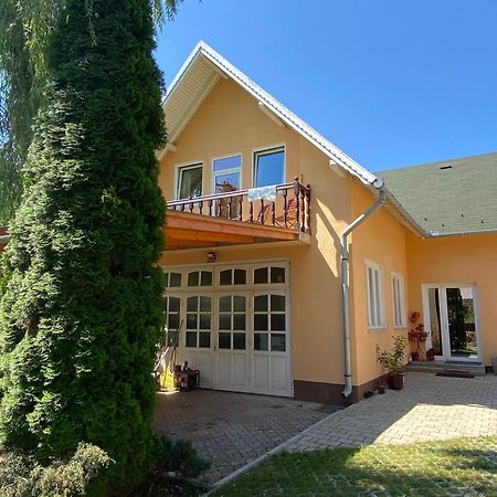 Fuzfa Apartman Joseni  Екстер'єр фото
